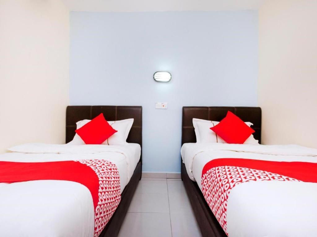 Hotel Eg Hotel, Setia Tropika, Jb 3*